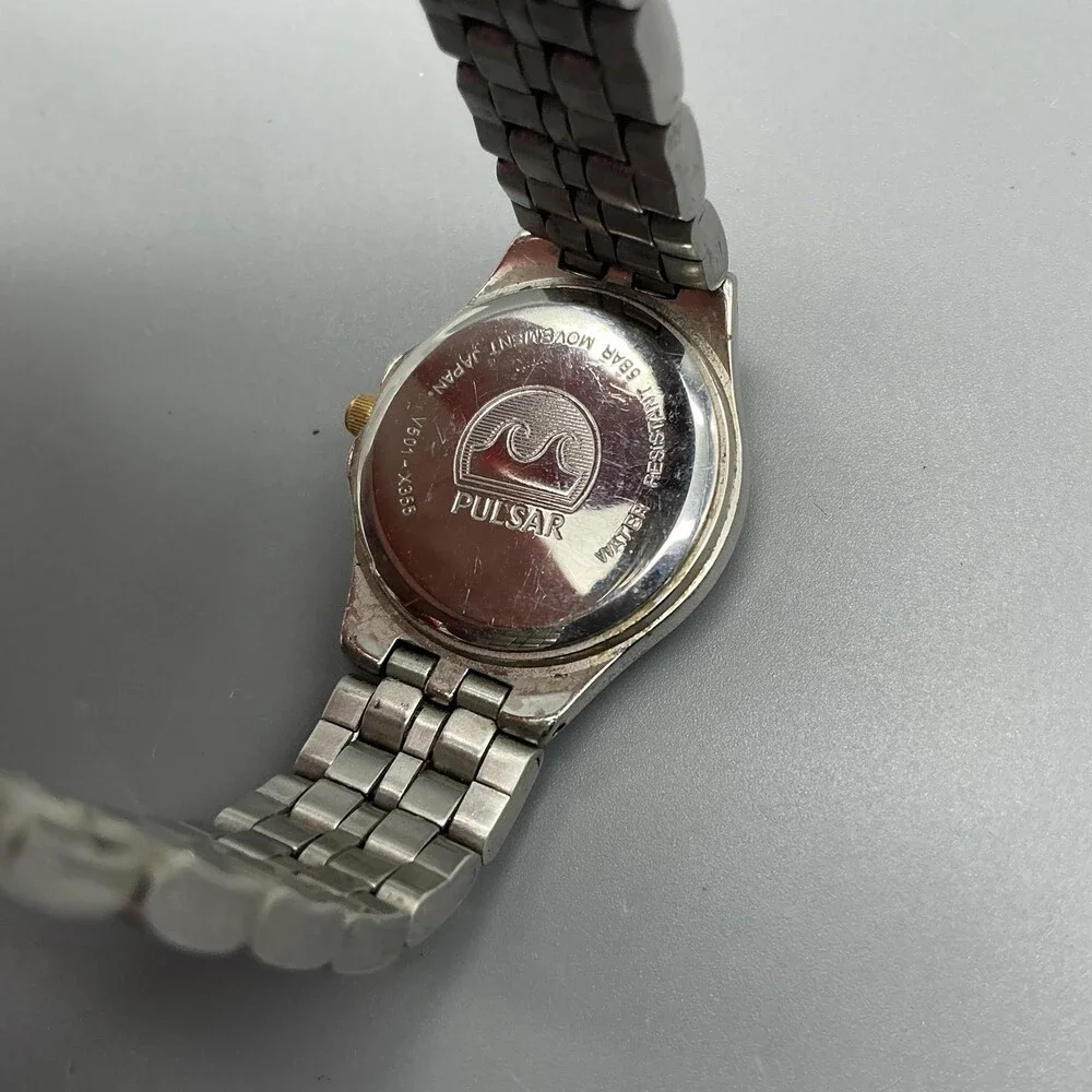Pulsar Womens Watch 24mm Two-Tone Stainless V501-X355 New Battery 6.25
